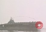 Immagine di USS Shangri La Oceano Pacifico, 1945, secondo 33 filmato di repertorio 65675071028