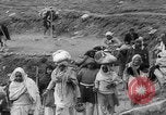 Image de pèlerinage hindou l'Inde, 1965, de la seconde 33 séquences d'archives historiques vidéo 65675071048