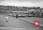 Image jalopies s'est écrasé à Derby de démolition Royaume-Uni, 1965, de la seconde 7 séquences d'archives historiques vidéo 65675071050