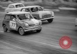 Image jalopies s'est écrasé à Derby de démolition Royaume-Uni, 1965, de la seconde 12 séquences d'archives historiques vidéo 65675071050