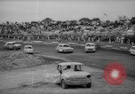 Image jalopies s'est écrasé à Derby de démolition Royaume-Uni, 1965, de la seconde 24 séquences d'archives historiques vidéo 65675071050