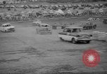 Image jalopies s'est écrasé à Derby de démolition Royaume-Uni, 1965, de la seconde 42 séquences d'archives historiques vidéo 65675071050