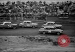Image jalopies s'est écrasé à Derby de démolition Royaume-Uni, 1965, de la seconde 51 séquences d'archives historiques vidéo 65675071050