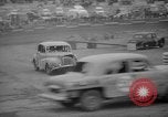 Image jalopies s'est écrasé à Derby de démolition Royaume-Uni, 1965, de la seconde 54 séquences d'archives historiques vidéo 65675071050