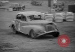 Image jalopies s'est écrasé à Derby de démolition Royaume-Uni, 1965, de la seconde 55 séquences d'archives historiques vidéo 65675071050