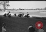 Image harness racing Du Quoin Illinois USA, 1965, de la seconde 17 séquences d'archives historiques vidéo 65675071051