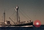 Standbild fischer Crew Gloucester Massachusetts USA, 1946, aus Sekunde 27 historischem Filmmaterial Videoclip 65675071063