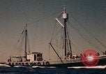 Standbild fischer Crew Gloucester Massachusetts USA, 1946, aus Sekunde 29 historischem Filmmaterial Videoclip 65675071063