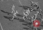 Standbild Armee versus Reis Fußball Houston Texas USA, 1958, aus Sekunde 36 historischem Filmmaterial Videoclip 65675071117