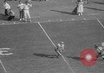 Standbild Armee versus Reis Fußball Houston Texas USA, 1958, aus Sekunde 39 historischem Filmmaterial Videoclip 65675071117