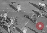 Standbild Armee versus Reis Fußball Houston Texas USA, 1958, aus Sekunde 61 historischem Filmmaterial Videoclip 65675071117