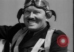 Immagine di Wiley post solo in giro per il mondo United States USA, 1933, secondo 46 filmato di repertorio 65675071119