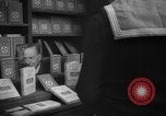 Immagine di Libri da Lord Vansittart Regno Unito, 1944, secondo 40 filmato di repertorio 65675071124