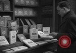 Immagine di Libri da Lord Vansittart Regno Unito, 1944, secondo 49 filmato di repertorio 65675071124