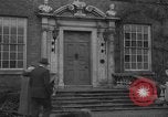 Immagine di Signore Vansittart Denham Inghilterra, 1944, secondo 48 filmato di repertorio 65675071125