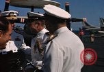 Image Sixième Flotte anniversaire Mer Méditerranée, 1968, de la seconde 17 séquences d'archives historiques vidéo 65675071130