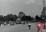 Immagine di Soldati alleati Parigi Francia, 1944, secondo 23 filmato di repertorio 65675071133