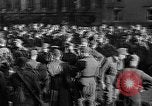 Immagine di I soldati tedeschi Parigi Francia, 1944, secondo 38 filmato di repertorio 65675071136