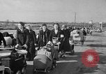 Standbild freien französischen Streitkräfte Bretagne Frankreich Plouharnel, 1944, aus Sekunde 9 historischem Filmmaterial Videoclip 65675071142