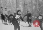 Standbild ski Racer United States USA, 1945, aus Sekunde 14 historischem Filmmaterial Videoclip 65675071150
