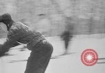 Standbild ski Racer United States USA, 1945, aus Sekunde 21 historischem Filmmaterial Videoclip 65675071150