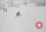 Standbild ski Racer United States USA, 1945, aus Sekunde 34 historischem Filmmaterial Videoclip 65675071150
