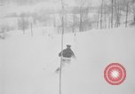 Standbild ski Racer United States USA, 1945, aus Sekunde 37 historischem Filmmaterial Videoclip 65675071150