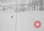 Standbild ski Racer United States USA, 1945, aus Sekunde 39 historischem Filmmaterial Videoclip 65675071150