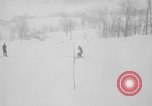 Standbild ski Racer United States USA, 1945, aus Sekunde 44 historischem Filmmaterial Videoclip 65675071150