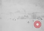 Standbild ski Racer United States USA, 1945, aus Sekunde 53 historischem Filmmaterial Videoclip 65675071150