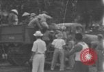Standbild Vietnamesische Flüchtlinge Vietnam, 1954, aus Sekunde 1 historischem Filmmaterial Videoclip 65675071168