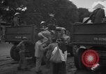 Standbild Vietnamesische Flüchtlinge Vietnam, 1954, aus Sekunde 5 historischem Filmmaterial Videoclip 65675071168
