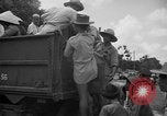 Standbild Vietnamesische Flüchtlinge Vietnam, 1954, aus Sekunde 18 historischem Filmmaterial Videoclip 65675071168