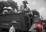 Standbild Vietnamesische Flüchtlinge Vietnam, 1954, aus Sekunde 23 historischem Filmmaterial Videoclip 65675071168