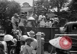 Standbild Vietnamesische Flüchtlinge Vietnam, 1954, aus Sekunde 31 historischem Filmmaterial Videoclip 65675071168