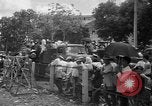 Standbild Vietnamesische Flüchtlinge Vietnam, 1954, aus Sekunde 35 historischem Filmmaterial Videoclip 65675071168