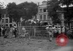 Standbild Vietnamesische Flüchtlinge Vietnam, 1954, aus Sekunde 43 historischem Filmmaterial Videoclip 65675071168