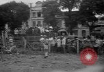 Standbild Vietnamesische Flüchtlinge Vietnam, 1954, aus Sekunde 46 historischem Filmmaterial Videoclip 65675071168