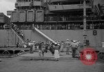 Standbild Vietnamesische Flüchtlinge Vietnam, 1954, aus Sekunde 55 historischem Filmmaterial Videoclip 65675071168