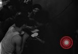 Standbild Vietnamesische Flüchtlinge Vietnam, 1954, aus Sekunde 5 historischem Filmmaterial Videoclip 65675071169