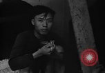 Standbild Vietnamesische Flüchtlinge Vietnam, 1954, aus Sekunde 15 historischem Filmmaterial Videoclip 65675071169