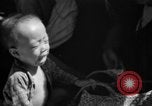 Standbild Vietnamesische Flüchtlinge Vietnam, 1954, aus Sekunde 29 historischem Filmmaterial Videoclip 65675071169