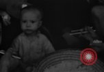 Standbild Vietnamesische Flüchtlinge Vietnam, 1954, aus Sekunde 40 historischem Filmmaterial Videoclip 65675071169