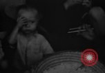 Standbild Vietnamesische Flüchtlinge Vietnam, 1954, aus Sekunde 42 historischem Filmmaterial Videoclip 65675071169