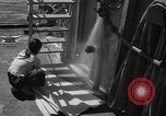 Standbild Vietnamesische Flüchtlinge Vietnam, 1954, aus Sekunde 60 historischem Filmmaterial Videoclip 65675071169