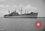 Standbild Vietnamesische Flüchtlinge Vietnam, 1954, aus Sekunde 26 historischem Filmmaterial Videoclip 65675071170