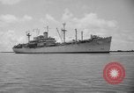 Standbild Vietnamesische Flüchtlinge Vietnam, 1954, aus Sekunde 30 historischem Filmmaterial Videoclip 65675071170