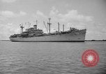 Standbild Vietnamesische Flüchtlinge Vietnam, 1954, aus Sekunde 32 historischem Filmmaterial Videoclip 65675071170