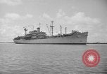 Standbild Vietnamesische Flüchtlinge Vietnam, 1954, aus Sekunde 36 historischem Filmmaterial Videoclip 65675071170