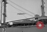 Standbild Vietnamesische Flüchtlinge Vietnam, 1954, aus Sekunde 42 historischem Filmmaterial Videoclip 65675071170